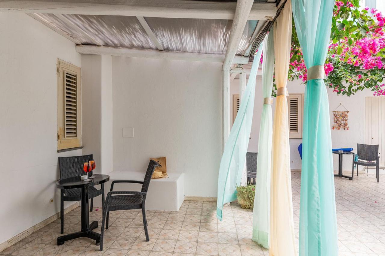 Stromboli Central Family Apartment - 3 Double Rooms المظهر الخارجي الصورة
